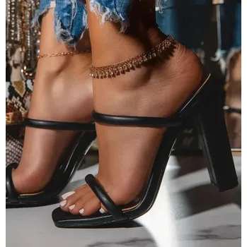 Dámské sandále Dámské sandály na podpatku s pásky Barva: Černá, Velikost: 42