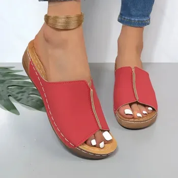 Dámské sandále Dámské kožené sandály s ortopedickou stélkou Barva: Červená, Velikost: 36