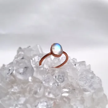 Prsten Měděný prsten s měsíčním kamenem, vel. 54 ŠPERKY S PŘÍRODNÍMI KRYSTALY