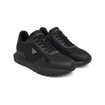 Dámská obuv Sneakersy Emporio Armani EM003738 AF19532 MC005 Černá 40