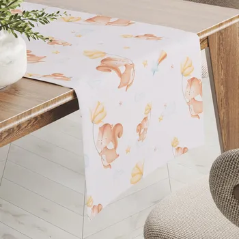 ubrus Dětský bavlněný běhoun na stůl Sandra SA-643 Veverky s květinami na bílém 20x120 cm