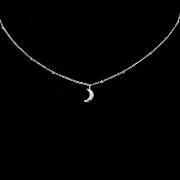 Náhrdelník Jemný náhrdelník zdobený kuličkami z nerezové oceli s půlměsícem č.1720
