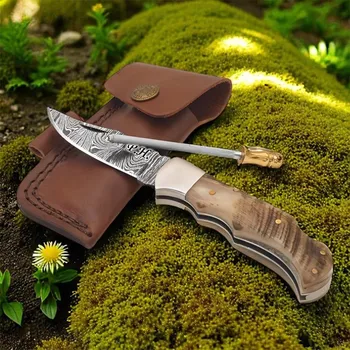 kapesní nůž Exkluzivní zavírací nůž z damascénské oceli a rukojetí z beraního rohu