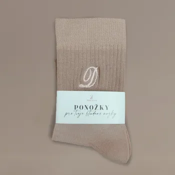 Dámské ponožky Dámské ponožky s vyšitím iniciály Velikost: 36-38, Barva ponožek: Béžová, Barva nitě a fontu: Černá psací