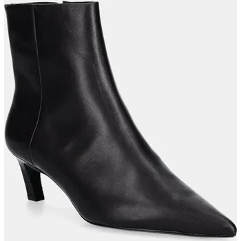 Dámské kozačky Kožené kotníkové boty Calvin Klein ESS KITTEN HEEL ANKLE BOOT hnědá barva, na podpatku, HW0HW02586 89X, EUR 41