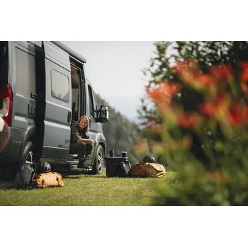 Příslušenství ke karavanu Stupňový vysouvací krok 12V G2 Sprinter,Crafter,Master,Transit 550mm