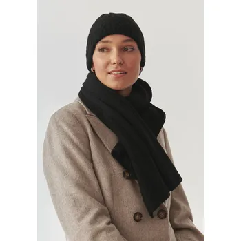 Šála Tatuum PLETENÁ DÁMSKÁ ŠÁLA S PODZIMNĚ-ZIMNÍM VZOREM — GORITA