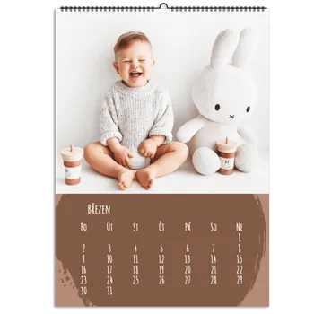 Fotokalendář Fotokalendář A4 na výšku, Vlastní fotky, Online editor a snadná výroba. Motiv Terracotta