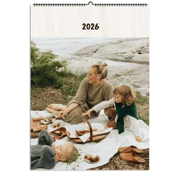 Fotokalendář Fotokalendář A3 na výšku, Vlastní fotky, Online editor a snadná výroba. Motiv Dřevěné pozadí