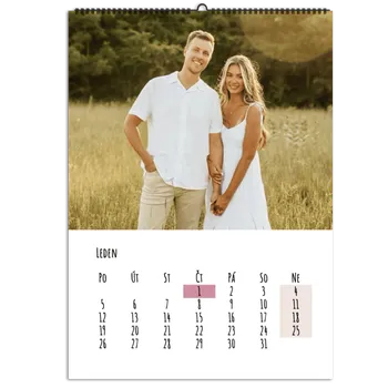 Fotokalendář Nástěnný fotokalendář, A4 na výšku, Z vlastních fotek, Online a snadno v editoru. Motiv Chic