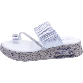 Dámské žabky G.U.E.R.O Boty Guero P021 stříbrné dámské kožené žabky Velikost: 40