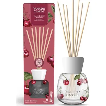 Svíčka YANKEE CANDLE SIGNATURE BLACK CHERRY REED DIFUZÉR