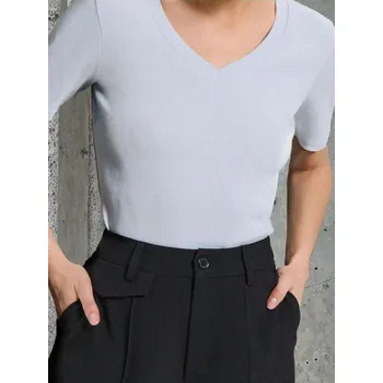 Sinsay - Tričko s výstřihem ve tvaru v - světle modrá - 512EU-50X - 512EU-50X-M-2