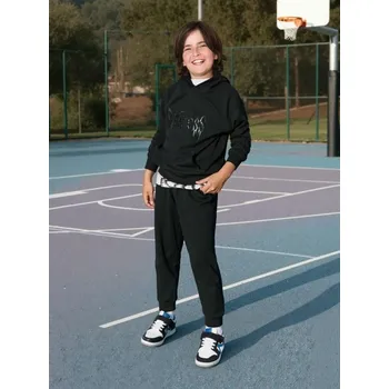 Sinsay - Kalhoty joggers - černá - 438DN-99X - 438DN-99X-140