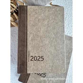 Diář Pod Rukama Diář A5 na rok 2026 - denní záznamník Barevnost: hnědá