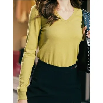 Dámský svetr Sinsay - Svetr s výstřihem do V - hořčicová - 375EU-17X - 375EU-17X-XS