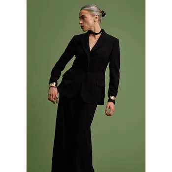 Dámské sako Tatuum VYPASOVANÉ ČERNÉ SAKO — LAMIA 1