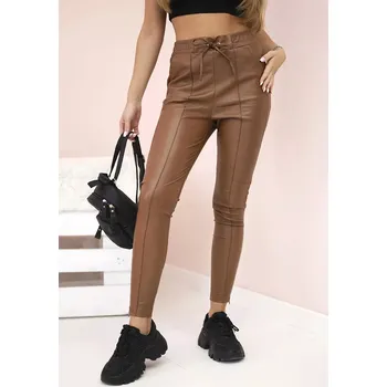 Dámské kalhoty Dámské kalhoty z eko kůže s vázáním a rozparkem na nohavici hnědé M