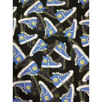 Bavlněná česká látka šíře 160cm - Modré tenisky na černé (50cm)