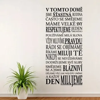 Samolepící dekorace Rodina v tomto domě - vinylová samolepka na zeď 100x46cm