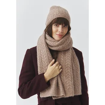 Klobouk Tatuum PLETENÁ DÁMSKÁ ČEPICE S COPÁNKOVÝM VZOREM — TOPIKA