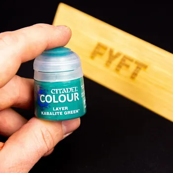 Modelářská barva Citadel Layer: Kabalite Green 12ml - barva na figurky miniatury