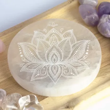 Selenitová destička lotosový květ