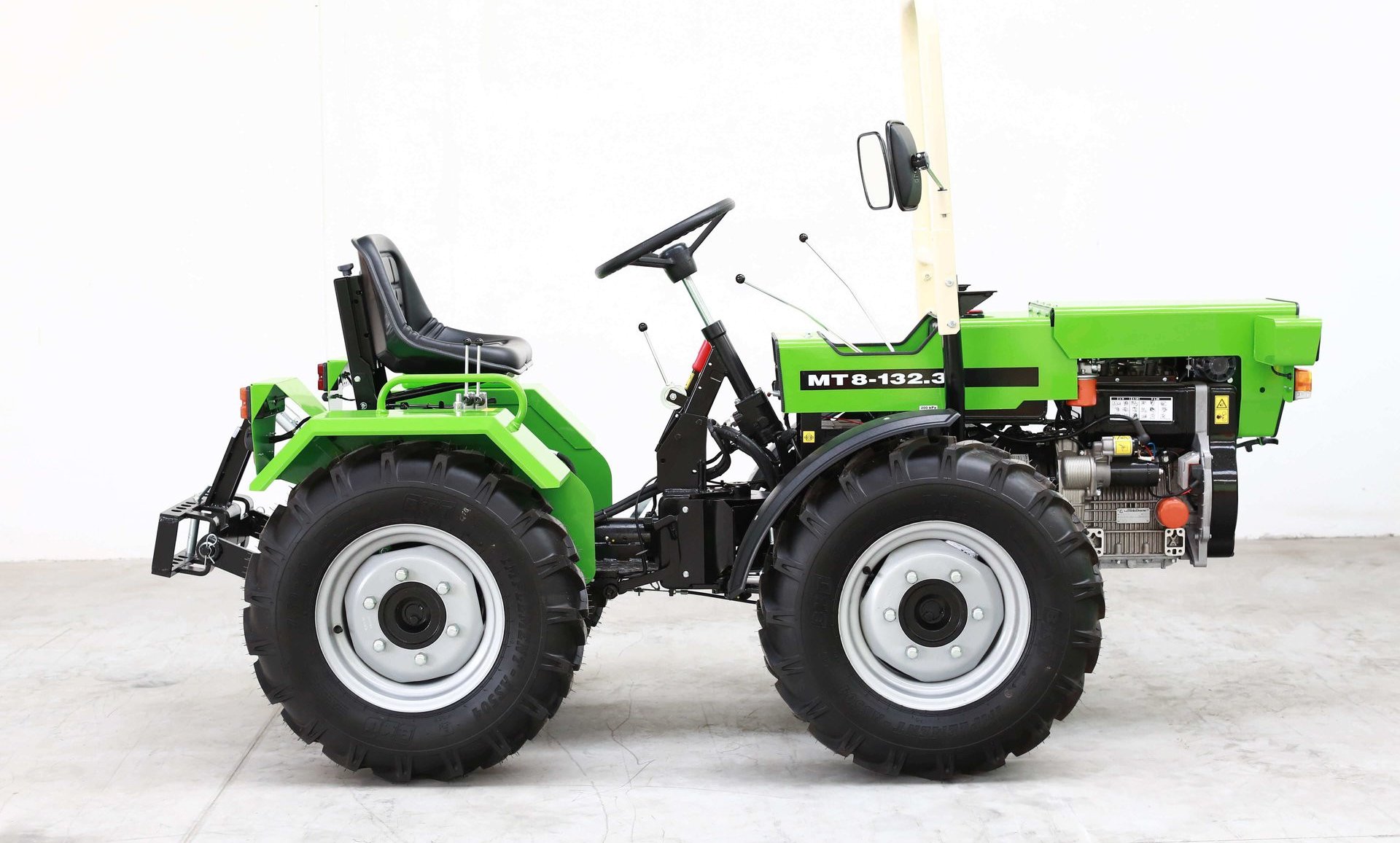 Šálek s.r.o. | Malotraktor ŠÁLEK MT8-132