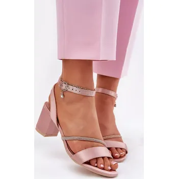 Dámské sandále Sandály na podpatku model 213010 Step in style 39