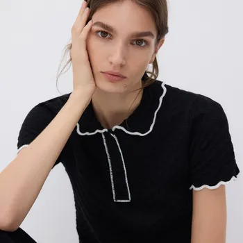 Dámský svetr Reserved - Strukturovaná halenka s límečkem - černý - 210GP-99X - 210GP-99X-XL