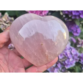 Přírodní kámen Leštěné srdce z kamene růženín 503g (Madagaskar)
