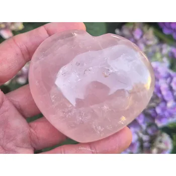 Přírodní kámen Leštěné srdce z kamene růženín 258g (Madagaskar) sleva