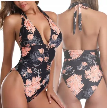 Dámské plavky JEDNODÍLNÉ PLAVKY ČERNÉ ZEŠTÍHLUJÍCÍ DÁMSKÉ PLAVKY BOHO M