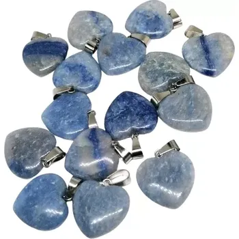 Přívěsek Srdíčko s modrým křemenem – přívěsek 2 cm pro ženy i dívky