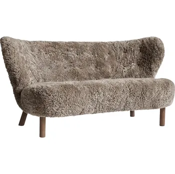Pohovka Sofa Little Petra VB2 "Walnut / Sheepskin Sahara" &Tradition