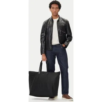 Emporio Armani Taška EM001798 AF13454 UC001 Černá OS