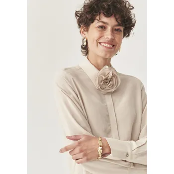 Dámská košile Tatuum VISKÓZOVÁ KOŠILE S KVĚTINOVÝM DOPLŇKEM – MEILIN