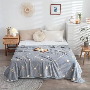 Dětská deka Příjemná plyšová univerzální jarní deka | dětská deka, přikrývka - 3 , 100x130CM