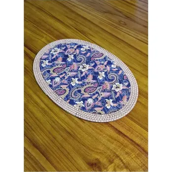 prostírání Prostírání ratanové oválné s batikou Variant 1