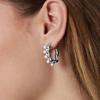 Náušnice Luxusní náušnice z chirurgické oceli s perlovým detailem č. 1544