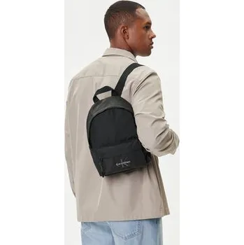 Městský batoh Batoh Calvin Klein Bold Small Round Backpack LV04D3257G Černá OS