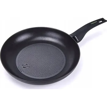 Pánev Tradiční pánev Moneta Nova 20 cm s nepřilnavým povrchem