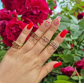 Prsten Sada 8 Boho Prstenů v Retro Stylu, Zlatá Barva, Šířka 16-18 mm