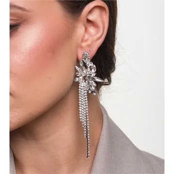 Náušnice Dlouhé Stříbrné Svatební Náušnice s Přívěskem z Bižuterního Kovu a Zirkonů, Délka 8,5 cm