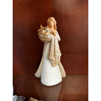 Andělka s dítětem Soška