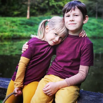 Dívčí tričko Kulišárny Tričko BORDO VELIKOST: 110