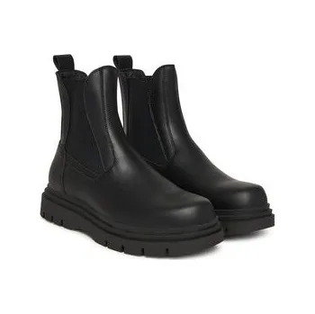 Dámská zimní obuv Guess Kotníková obuv s elastickým prvkem FMFFER LEA10 Černá 41