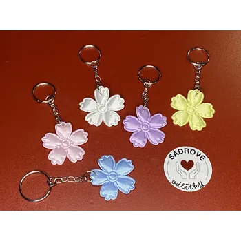 HandMade by VeJa Přívěšek na klíče - látková květina prvosenka