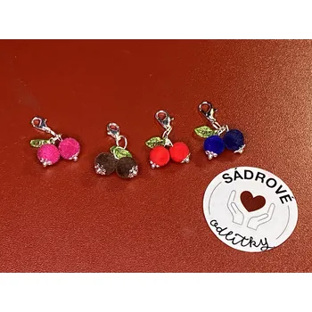 HandMade by VeJa Přívěšek na karabince - třešně chlupaté