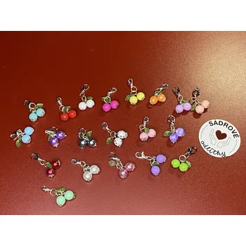 HandMade by VeJa Přívěšek na karabince - třešně barevné